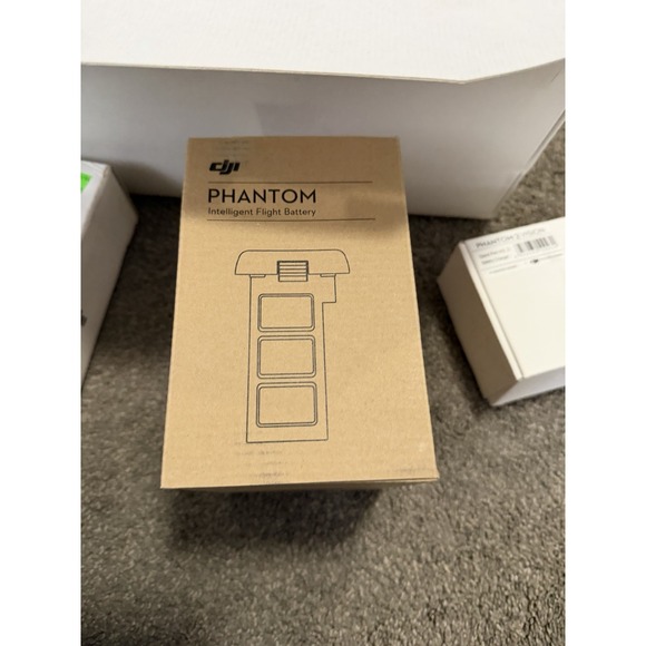 dji phantom 2 vision plus drone, ALL ORIGINAL PARTS + Extras  Brand New! - Picture 4 of 15